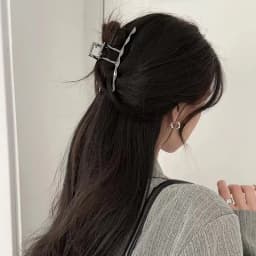 1pc Irregular Cross Design Alloy Hair Claw Simple Style Hair Claw Nonslip Ponytail Holder Shark Claw Women Elegant Hair Claw