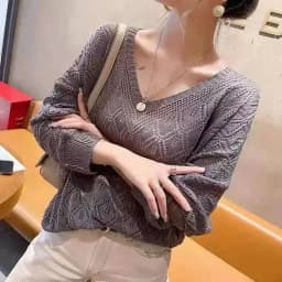 Women's Sweater Fashion V-neck Crochet Hollow Knit Sweater Autumn Thin Loose Bat Shirt Short Paragraph Ladies Tops Korean Jumper