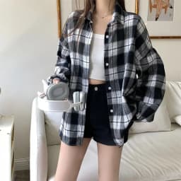 Black Flannel Shirt for Women Long Sleeve Collared Button-Up Tartan Plaid Shirt Jacket Teen-girl Casual Everyday Outfit