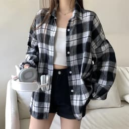 Black Flannel Shirt for Women Long Sleeve Collared Button-Up Tartan Plaid Shirt Jacket Teen-girl Casual Everyday Outfit