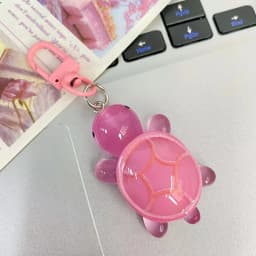 Cartoon Resin Luminous Turtle Ornament Keychain Glow-in-the-dark Color Turtle Keyring Bag Pendant Accessor Girlfriends Gifts