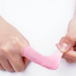 100Pcs Disposable Finger Cots Finger Protectors for Fingertips DIY Epoxy Resin Molds Making Tools Rubber Finger Gloves