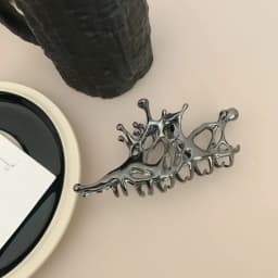 Y2k Geometric Claw Clips Women Large Metal Silver Color Korean Fashion Shark Hair Clips Grab Clamps Girls Hair Accessories