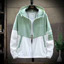 New Fashion Loose Lightweight Breathable Versatile Top Outdoor High Quality Sports and Leisure UV Resistant Neutral Jacket