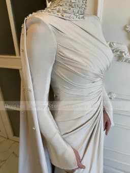 Customized Luxury Formal Dresses Long Sleeves Rhinestone Pleat Draped Special Occasion Dress High Collar Evening Gowns for Women