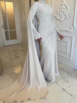 Customized Luxury Formal Dresses Long Sleeves Rhinestone Pleat Draped Special Occasion Dress High Collar Evening Gowns for Women