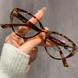 Women's New Cat Eye Myopia Glasses Trendy Luxury Design Near Sight Eyeglasses for Men Unisex Retro Clear Lens Eyewear 0-1.0-4.0