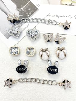 12PCS Shoe Charms ABS Accessories Decorations DIY Clog Ornament Glitter Rhinestone Buckle Star Chain Pins For Women Garden Shoes