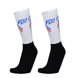 2026 New Seamless Socks Pro Anti Aero Bike Team Slip Road Ride Socks Outdoor Racing Cycling Socks