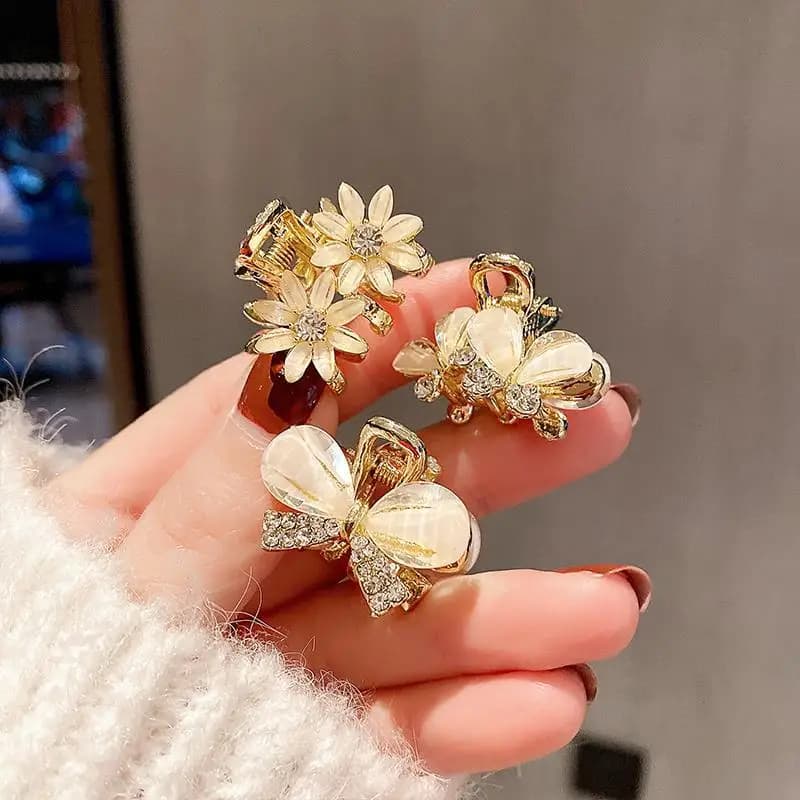 Super Cute Crystal Butterfly Mini Hairpin Girls Hair Accessories Bangs Clip Top Clip Exquisite Small Hair Claw