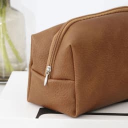 New Solid-Color High-End PU Makeup Bag, Large-Capacity Portable Hand-Held Toiletries Storage Bag, One Piece