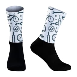 2026 New Seamless Aero Socks Summer Slip Breathable Cycling Socks Men Women Road Bike