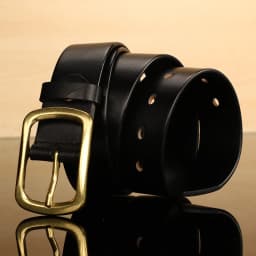 A men's black needle buckle belt with a casual vintage jeans belt for middle-aged and young people's fashion belt