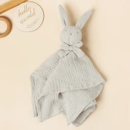 Baby Rabbit Square Comforter Towel Elegant Bow Decor Rabbit Square Blanket For Kids Cute Embroidery Infant Saliva Towel