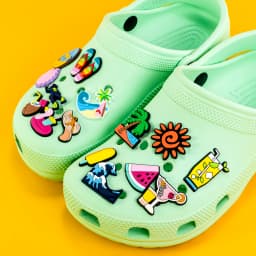 1/30PCS Resort Collection Shoe Charms Casual Style Plane Ticket Beer Popsicle Shoe Accessories for Clogs Kawaii Summer Shoe Pins