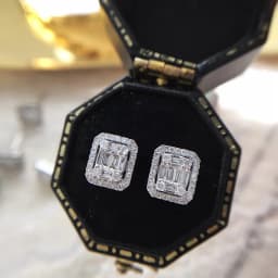 Huitan Geometric Stud Earrings Women Daily Wear Party Shiny Cubic Zirconia Ear Piercing Accessories Fashion Contracted Jewelry