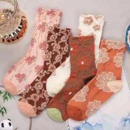 5 Pairs of Retro Textured Palace Style Women's Socks With Fashionable Three-Dimensional Relief Soft and Comfortable Casual Socks