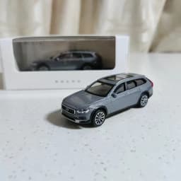 1:64 Scale XC90 S90 V90 XC40 C40 XC60 Vehicle Alloy Car Model Diecast Toy Collectible Ornament Souvenir Toys Cars