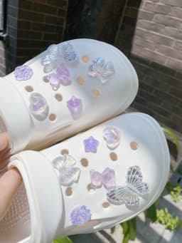 12 cute style transparent purple Bear garden shoes Shoe accessories DIY shoe flower, women's beach shoes decorative buckle