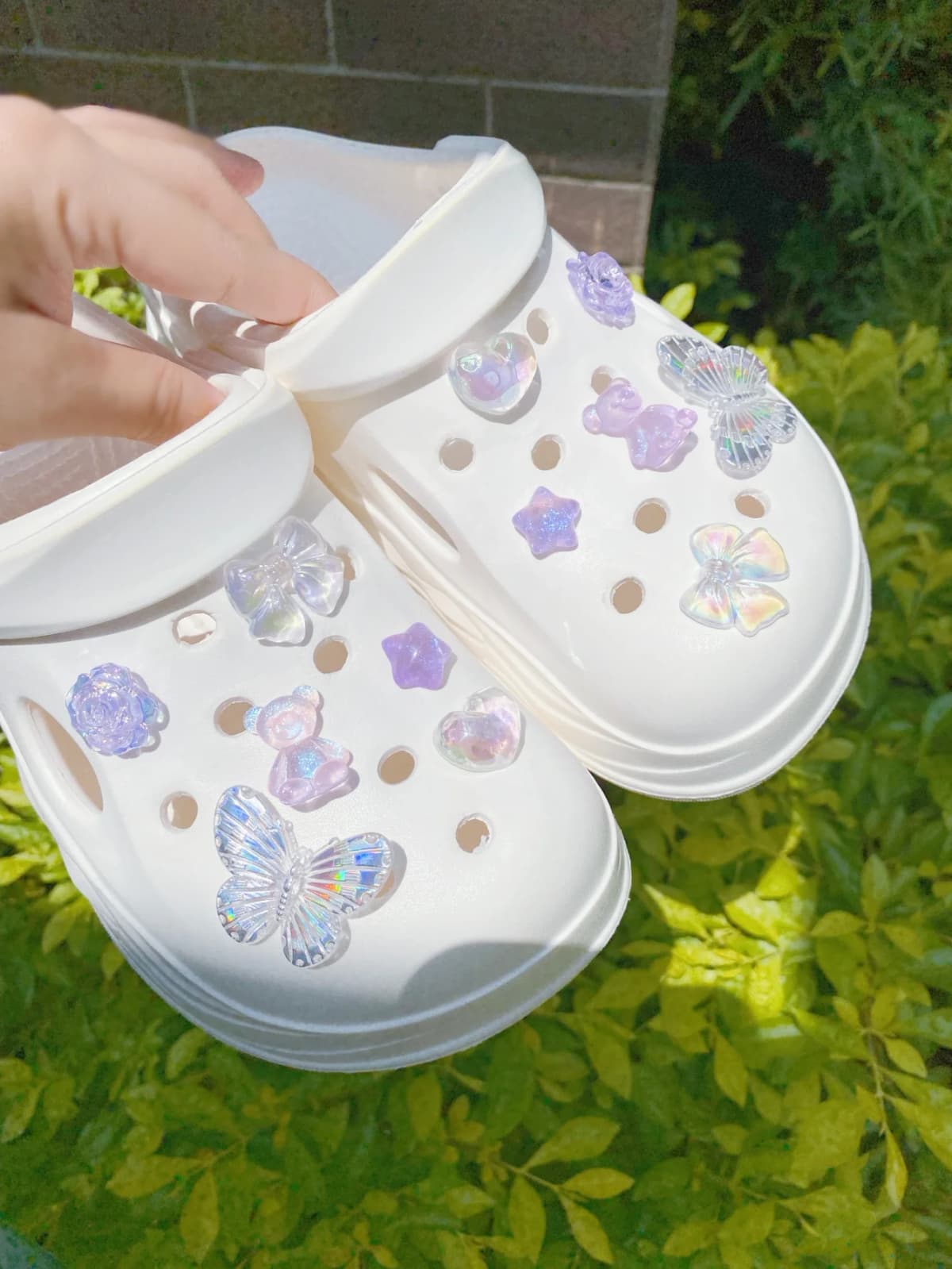 12 cute style transparent purple Bear garden shoes Shoe accessories DIY shoe flower, women's beach shoes decorative buckle