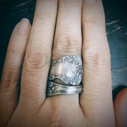 Intage Handmade Engraved Rose Flower Rings for Women Silver Color Spoon Ring Anniversary Gift Engagement Party Jewelry