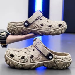 Men Slippers High Quality Classic Outdoor Anti-Slip Garden Shoes Lightweight Fashion Casual Sandals for Men Platform