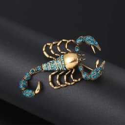 Fashion Jewelry Crystal Brooch Pin Scorpion Rhinestone Collar Brooches Dress Decoration Jewelry Brooches for Women