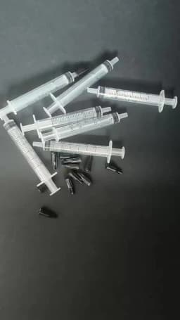 3ml syringe with cap (20 pcs)