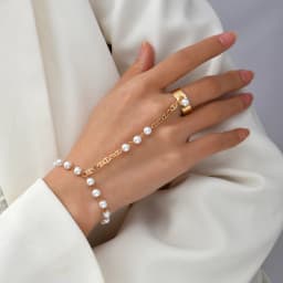 Simple Heart Pendant Chain Bracelet Link Connected Gold Plated Wide Finger Ring Bracelets for Women Link Hand Harness Jewelry