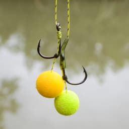 Hirisi 50pcs Barbed Coated Carp Fishing Hooks with Eye Design in Japan Made by High Carbon Steel 8001