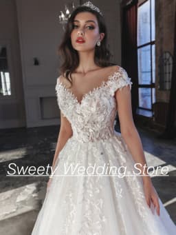 White Ivory Wedding Dress Off The Shoulder V Neck Flowers Applique Back Zipper Buttons Sweep Train Bridal Gown Robe De Mariee