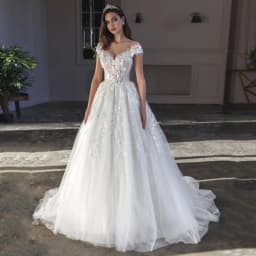 White Ivory Wedding Dress Off The Shoulder V Neck Flowers Applique Back Zipper Buttons Sweep Train Bridal Gown Robe De Mariee