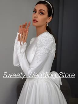 Modest Wedding Dress Customized Long Sleeves Beading Applique Court Train A Line Satin Muslim Bridal Gown Vestido De Noiva