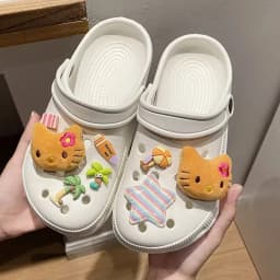 Hot Sale Hello Kitty Resin Shoe Charms Set Cute Plush Shoe Decoration Accessories Removable Beach Vacation Style