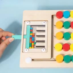 Four color walking double-sided game chess, children's logical thinking training, Montessori early education puzzle toys for you