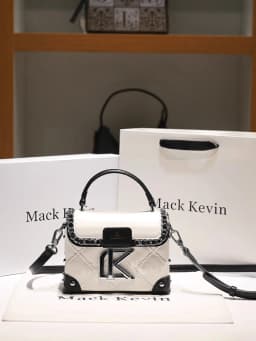 2025 New Fashion and Popular Square Handbag with Contrast Color Women's High Quality Leather Crossbody Bag for Evening Party