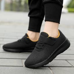 Boys' breathable running shoes, lightweight girls' sports shoes, four season outdoor children's black mesh eyes, big children's