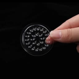 HOT 100 pcs Disposable Holder Sticker Glue Adhesive Pallet For Eyelash Extension Eyelash Makeup Tools Plastic Flower Eyelash