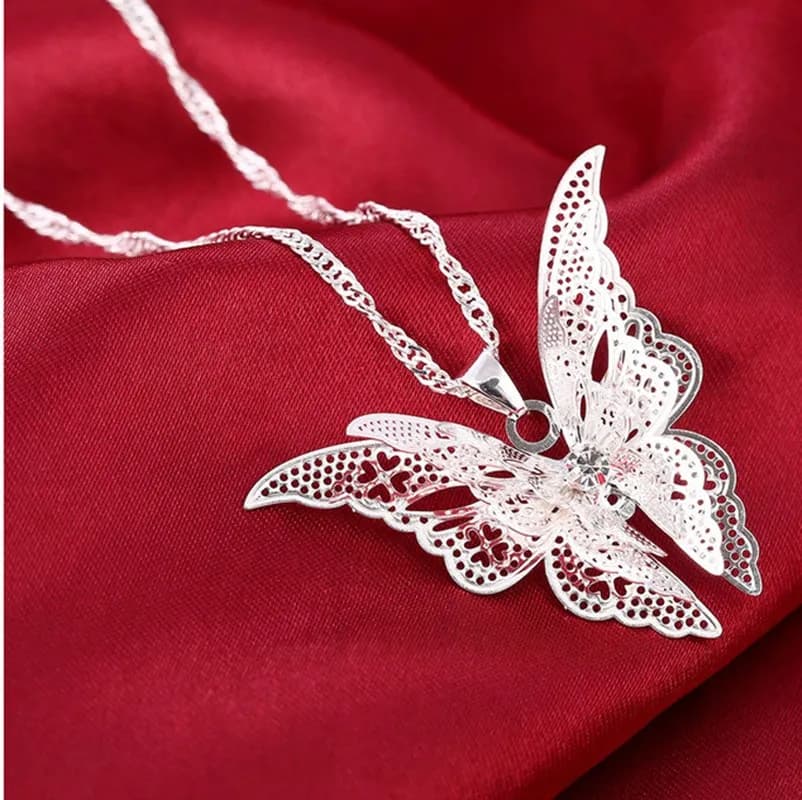 3D hollow pointed butterfly crystal flower necklace alloy fashion exquisite flying wings butterfly necklace ladies jewelr