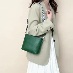 100% Genuine Leather Crossbody Bag Women Fashion Wide Strap Shoulder Bag Ladies Cowhide Messenger Bag Small Handbag and Purse