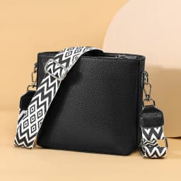 100% Genuine Leather Crossbody Bag Women Fashion Wide Strap Shoulder Bag Ladies Cowhide Messenger Bag Small Handbag and Purse