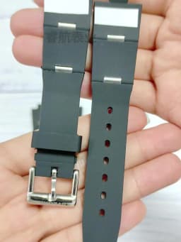 For Bulgari Rubber Watch Strap with Convex Interface Men's and Women's Soft and Comfortable Watch Accessories 22x8mm 24x8mm