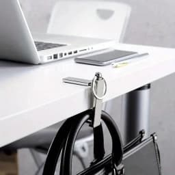 1/2pcs Multi Functional Metal Keychain Lazy Phone Holder Desk Side Hanging Bag Magic Tool Portable Sturdy Durable Pendant