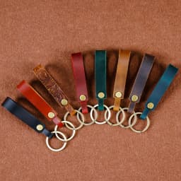 Premium Top Grain Leather Keychain for Audi/VW Cars - Luxury Genuine Leather Keyring Unisex Minimalist Creative Gift Accessory