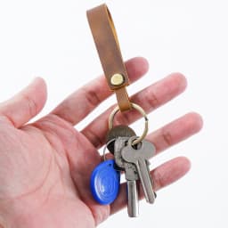 Premium Top Grain Leather Keychain for Audi/VW Cars - Luxury Genuine Leather Keyring Unisex Minimalist Creative Gift Accessory