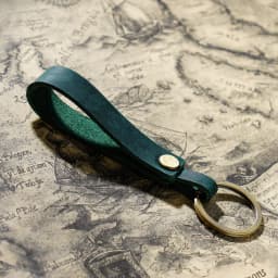 Premium Top Grain Leather Keychain for Audi/VW Cars - Luxury Genuine Leather Keyring Unisex Minimalist Creative Gift Accessory