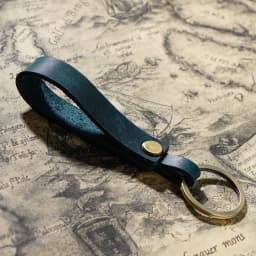 Premium Top Grain Leather Keychain for Audi/VW Cars - Luxury Genuine Leather Keyring Unisex Minimalist Creative Gift Accessory