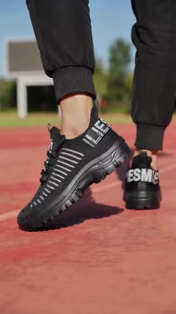2025 Fashion Mesh Running Shoes Men Women Breathable Lightweight Cushioned Sole Sports Gym Outdoor Training Sneakers Quick Dry