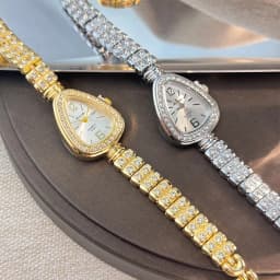 Women's Diamond-Set Snakehead Alloy Case Sun Stripe Scale Diamond-Set Fine Bracelet Quartz Watch Luxury Women's Watch