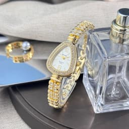 Women's Diamond-Set Snakehead Alloy Case Sun Stripe Scale Diamond-Set Fine Bracelet Quartz Watch Luxury Women's Watch